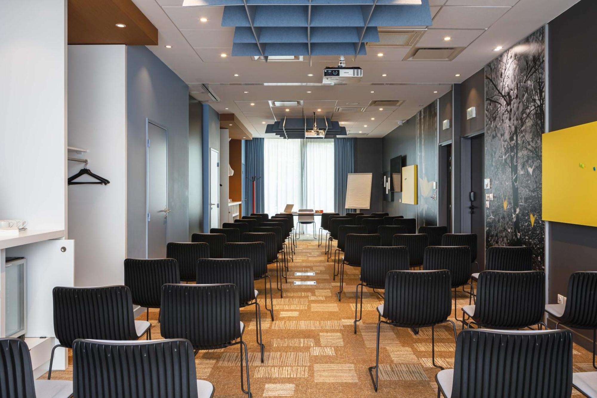 Ibis Lyon Carre De Soie Hotel Vaulx-en-Velin Ngoại thất bức ảnh