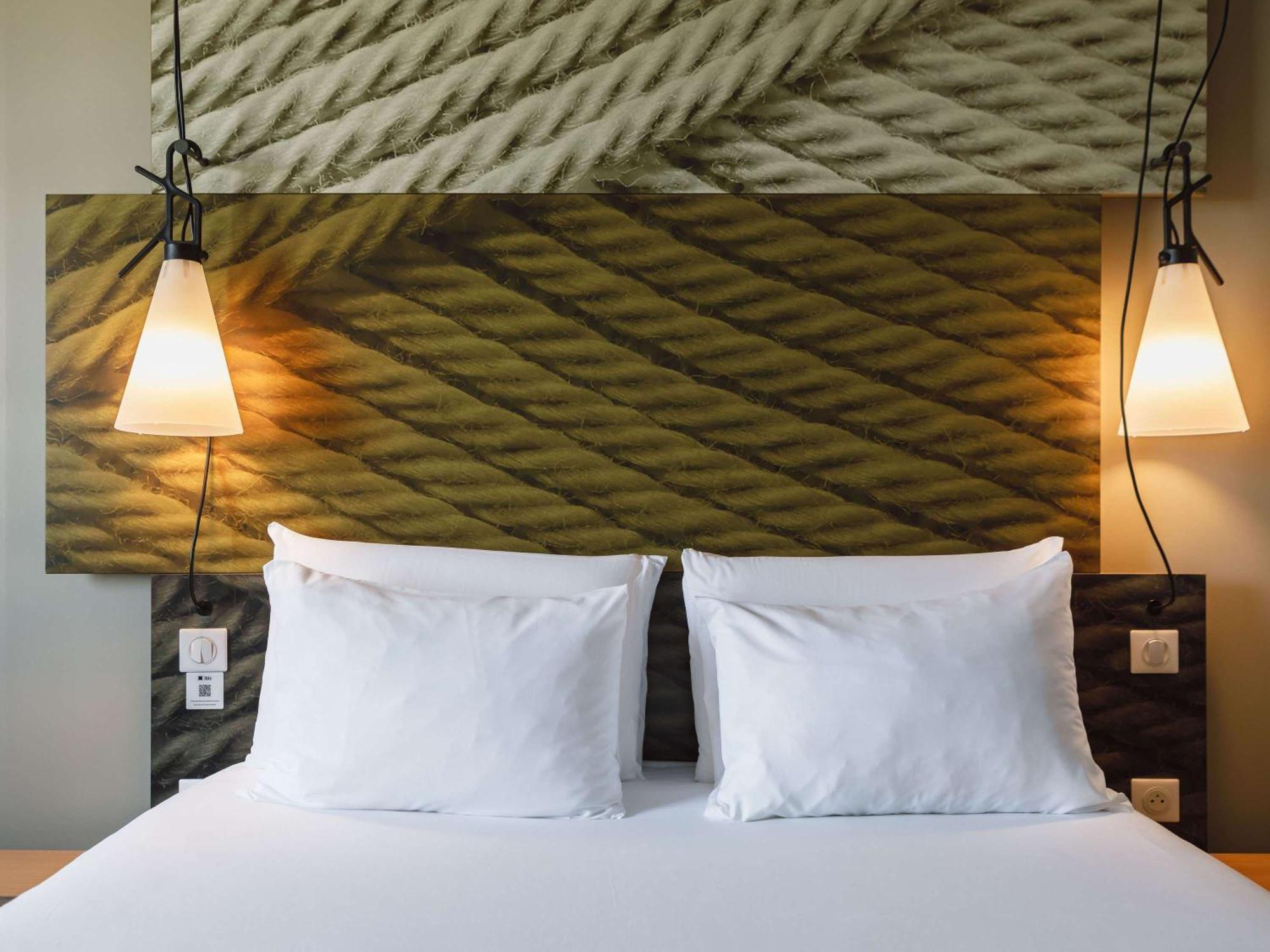 Ibis Lyon Carre De Soie Hotel Vaulx-en-Velin Ngoại thất bức ảnh